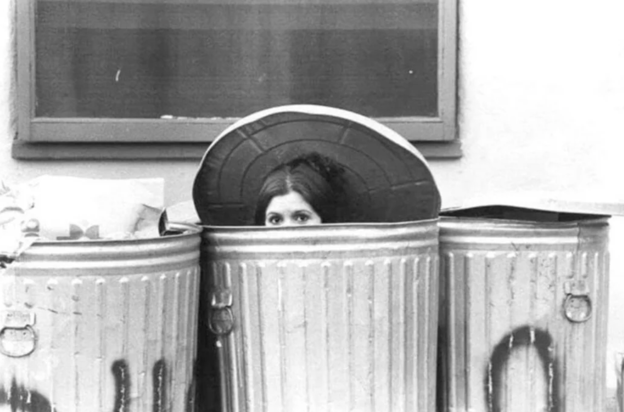 carrie fisher trash can